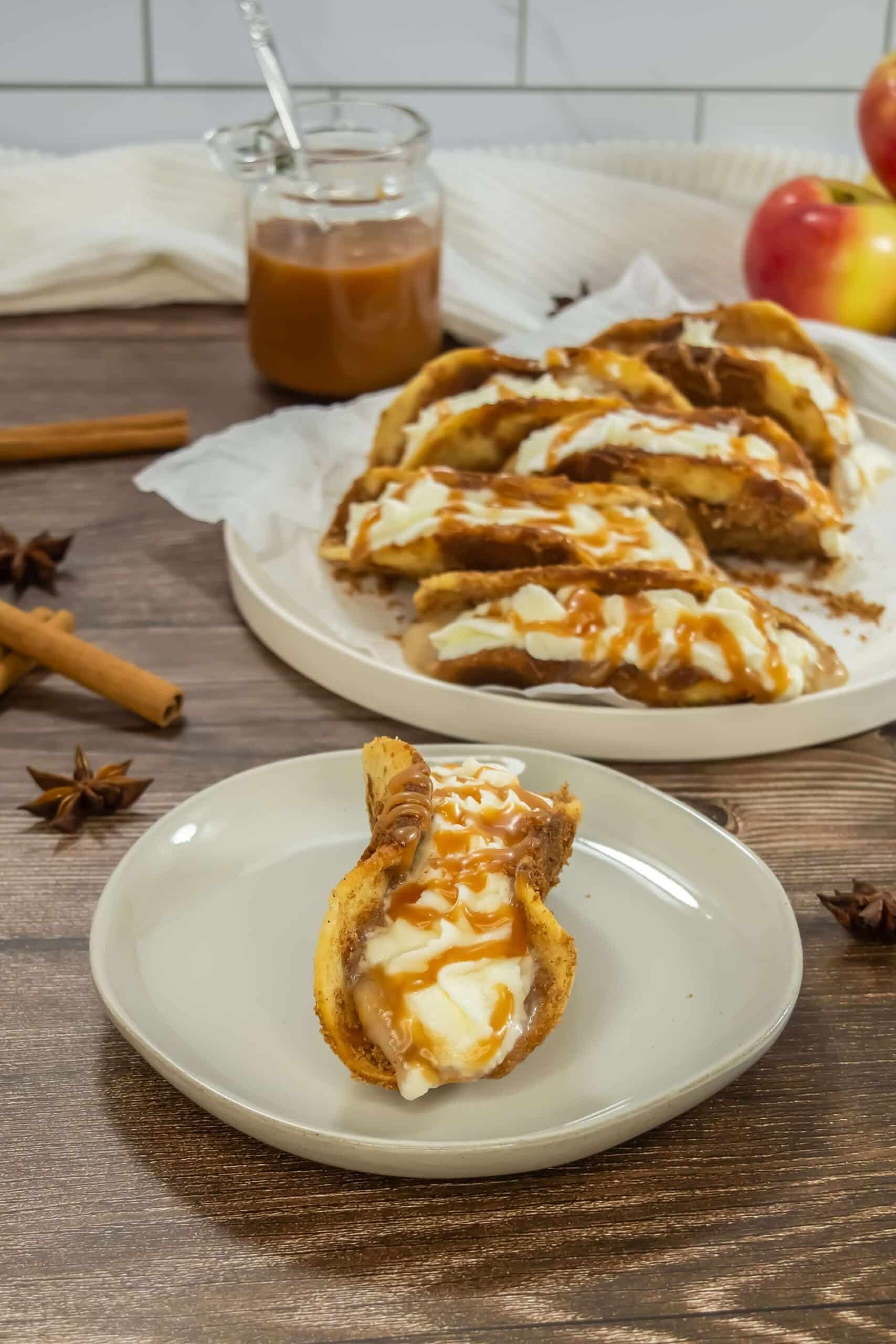 Apple Pie Tacos Easy Fall Dessert